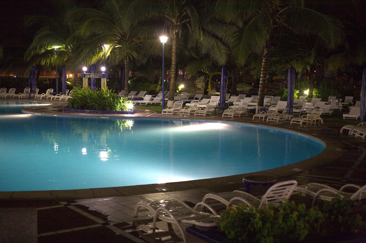 La Palm Royal Beach Hotel