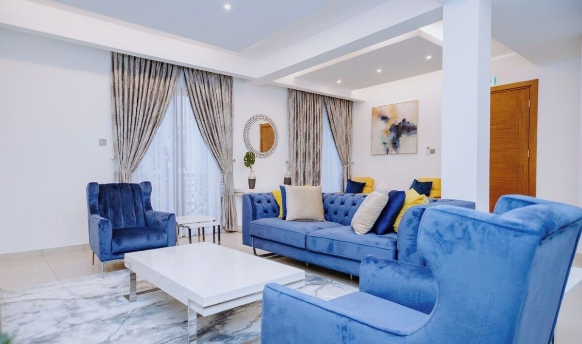 The Jewel Apartment 