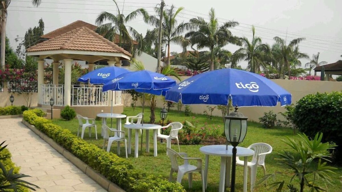 Acacia Lodge, North Legon, Haatso